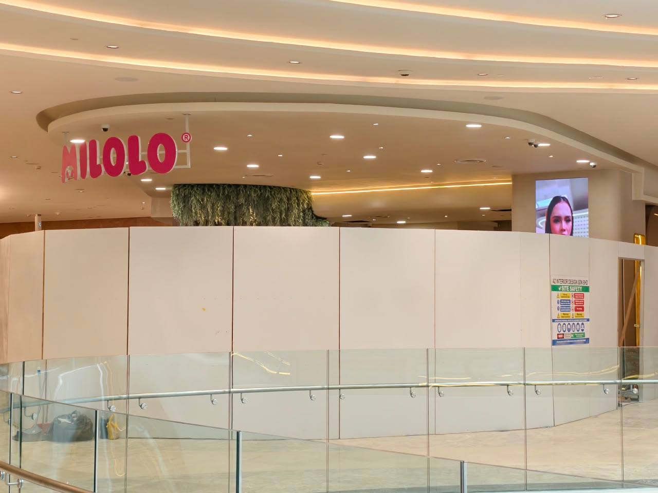Dining spaces at Ombak KLCC