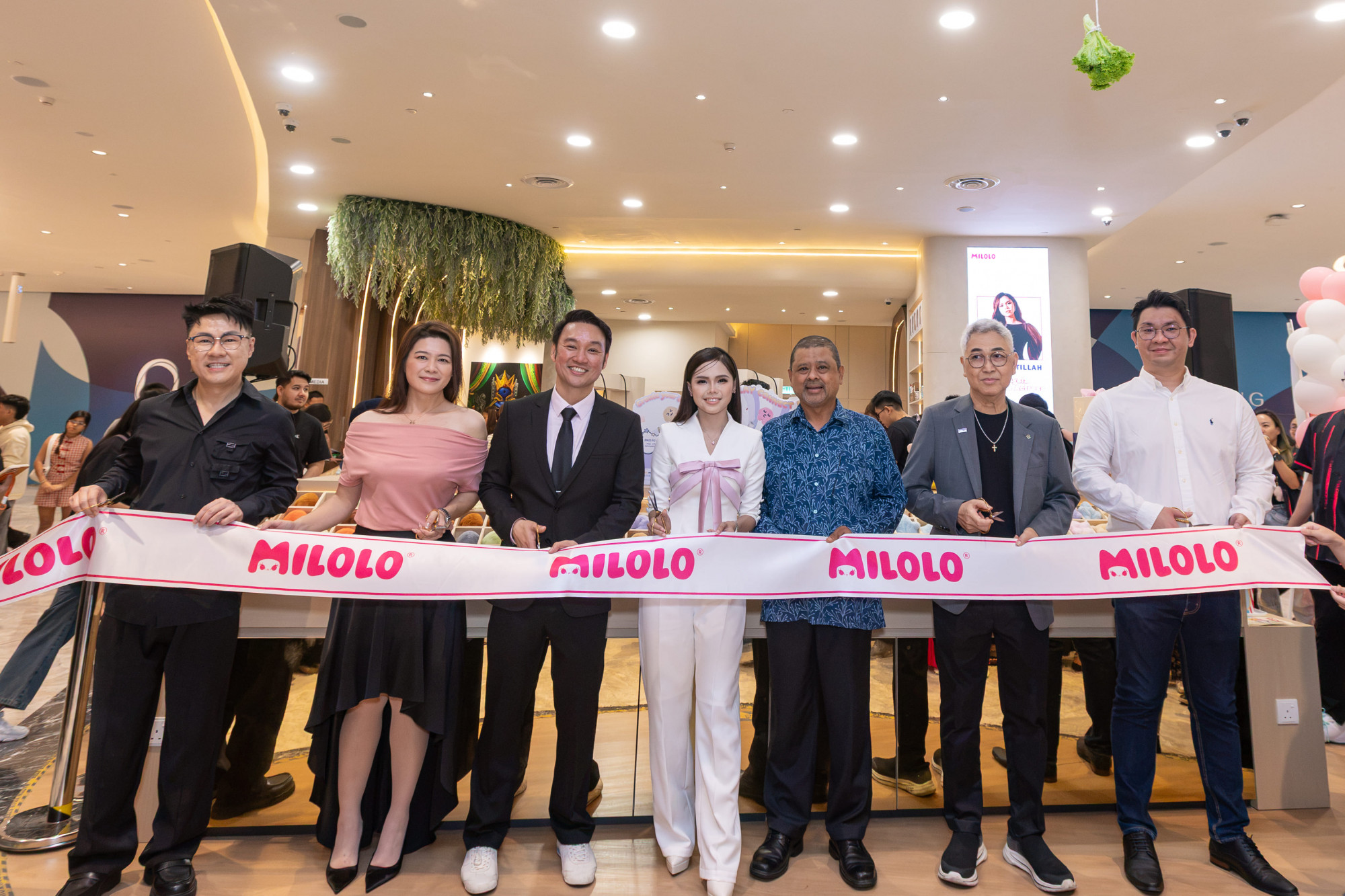 MILOLO opens flagship store at Ombak KLCC with Bella's Blind Box